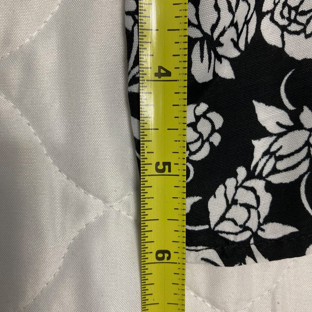 New * Rampage Flowered Romper - Picture 14 of 14